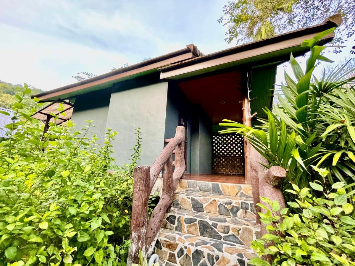 Khao Sok Green Valley Resort - Sha Certified Khao Sok National Park Екстериор снимка