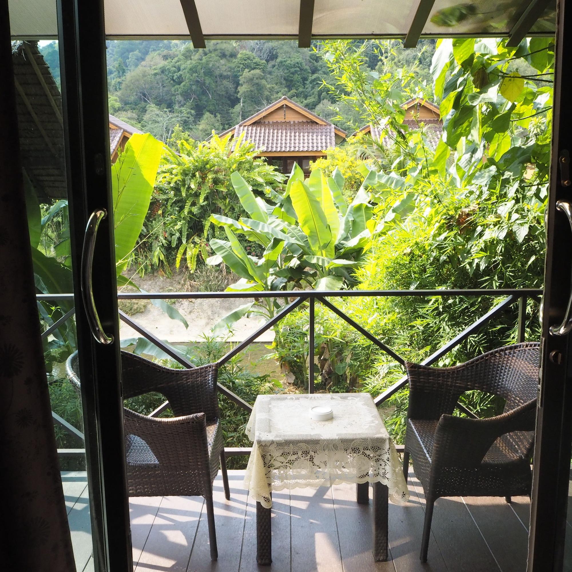 Khao Sok Green Valley Resort - Sha Certified Khao Sok National Park Екстериор снимка