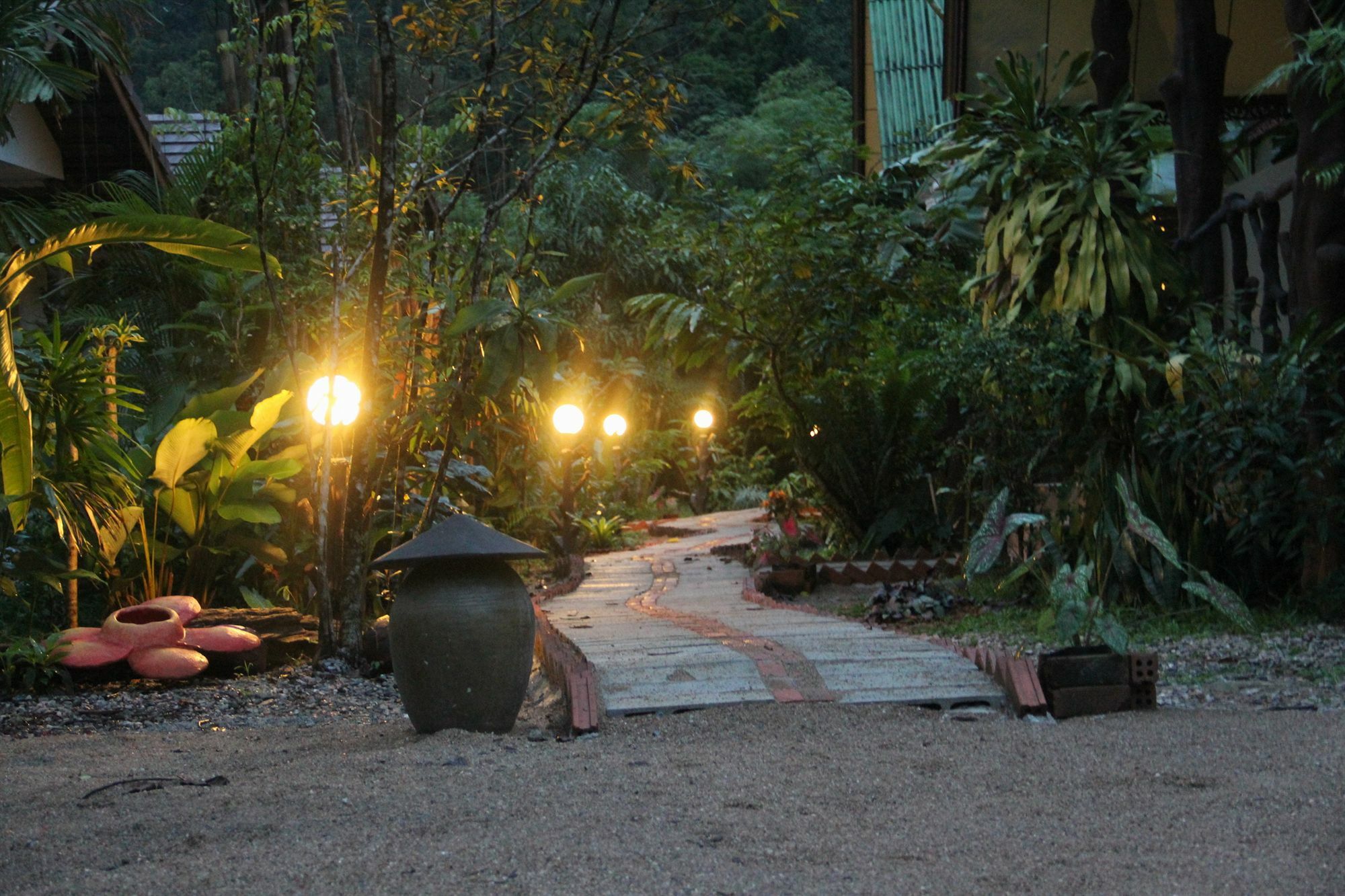 Khao Sok Green Valley Resort - Sha Certified Khao Sok National Park Екстериор снимка
